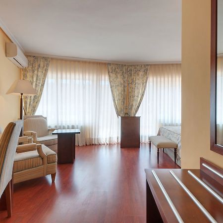 Sports Hotel Nayade Лос-Анхелес-де-Сан-Рафаэль Экстерьер фото
