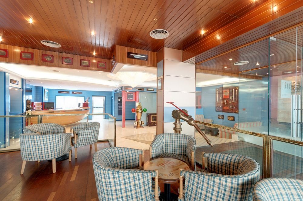 Sports Hotel Nayade Лос-Анхелес-де-Сан-Рафаэль Экстерьер фото