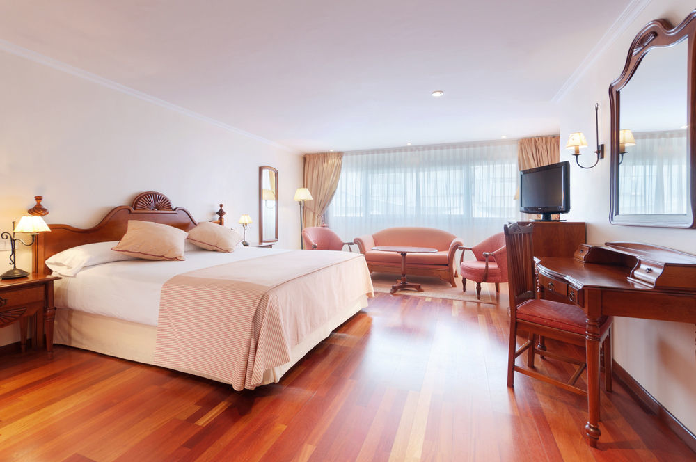 Sports Hotel Nayade Лос-Анхелес-де-Сан-Рафаэль Экстерьер фото