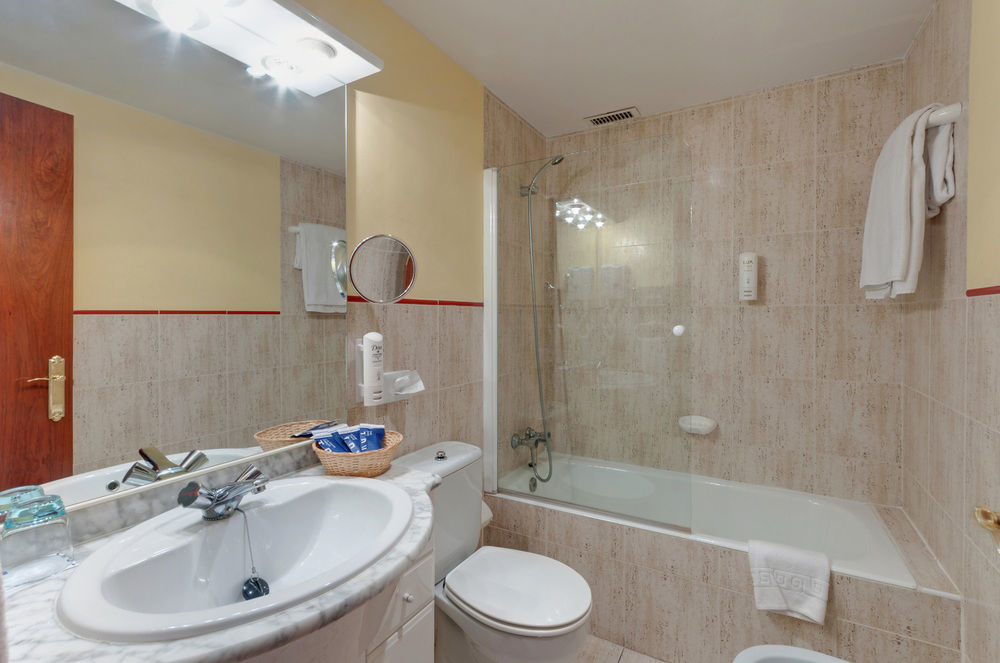 Sports Hotel Nayade Лос-Анхелес-де-Сан-Рафаэль Экстерьер фото